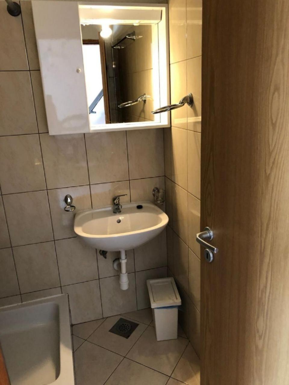 Apartments Domagoj - On The Beach ลูโคโวชูการ์เย ภายนอก รูปภาพ