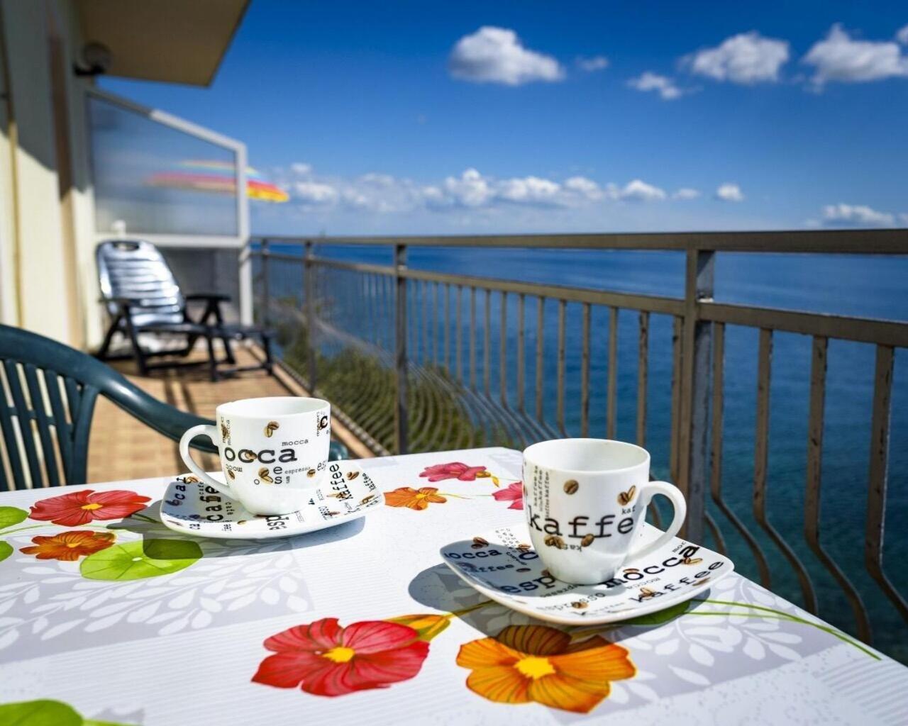 Apartments Domagoj - On The Beach ลูโคโวชูการ์เย ภายนอก รูปภาพ